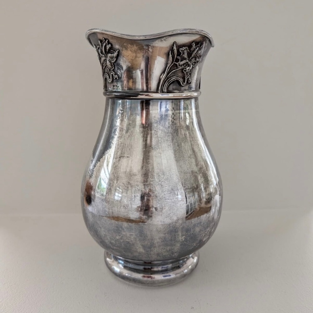Vintage Wm. A. Rogers Silver Plated Vase